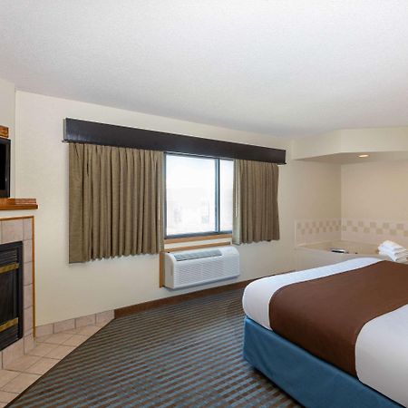 Americinn By Wyndham Lincoln North Extérieur photo